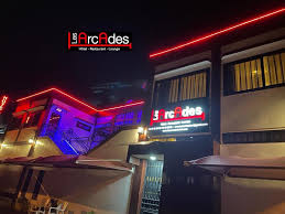 Hotel-les-Arcades-2