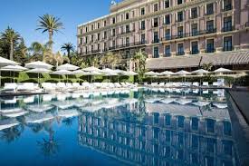 Riviera-Royal-Hotel-2