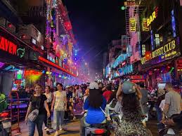 Saigon-Adventure-Ho-Chi-Minh-Street-Food-Tours-and-City-Tours