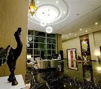 V-Plaza-Hotel