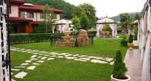 Хотел Омон 1