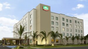 Courtyard by Marriott Panama at Metromall Mall