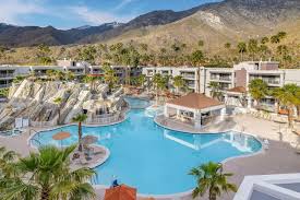 Palm Spring Resort 1