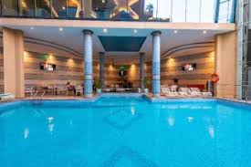 Pyramid Continental Hotel