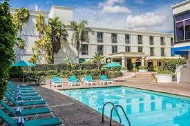 The-Knutsford-Court-Hotel-1