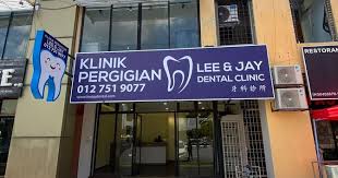 Klinik-Pergigian-Lee-Jay