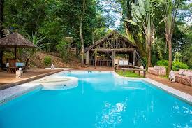 Kara O’mula Country Lodge