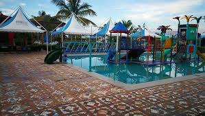 Sun ‘n’ Sand Holiday Resort