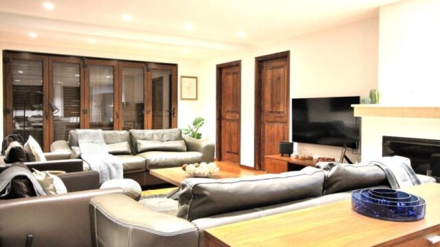 Cozy Luxury Living Room Property In Limassol